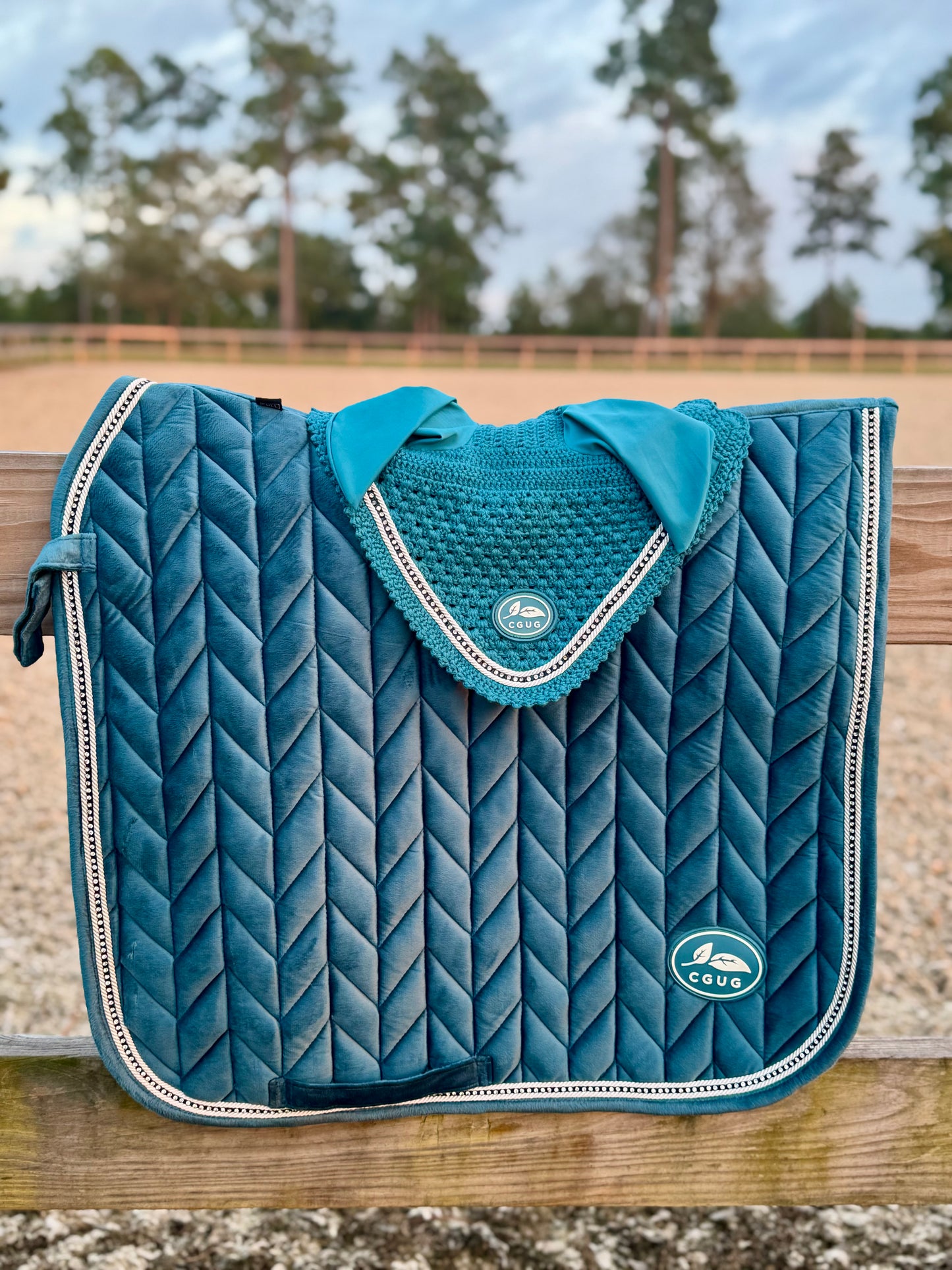Aquamarine Velour Saddle Pad